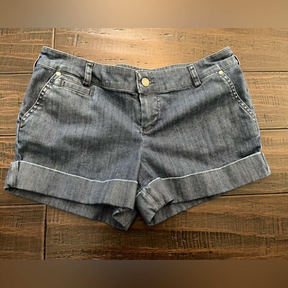 Lacoste Cuffed Jean Shorts EU 40